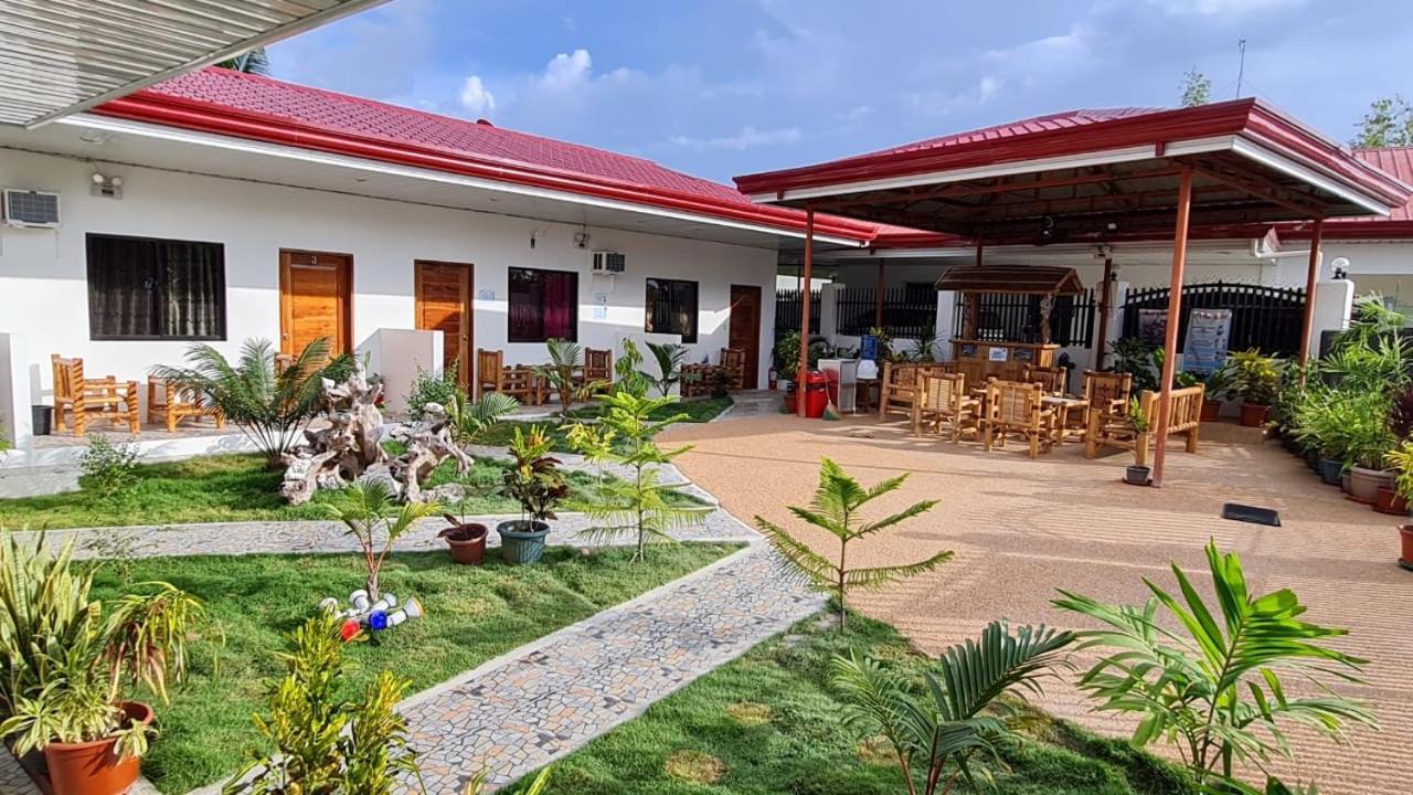 Babas Guesthouse โมอัลโบอัล ภายนอก รูปภาพ