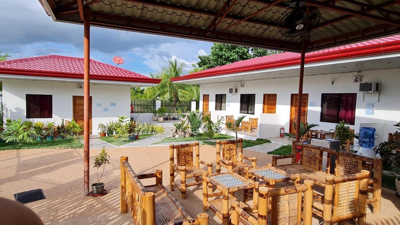 Babas Guesthouse โมอัลโบอัล ภายนอก รูปภาพ