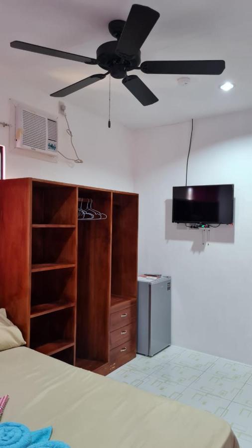 Babas Guesthouse โมอัลโบอัล ภายนอก รูปภาพ