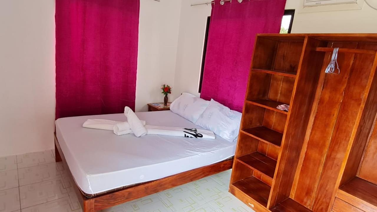 Babas Guesthouse โมอัลโบอัล ภายนอก รูปภาพ