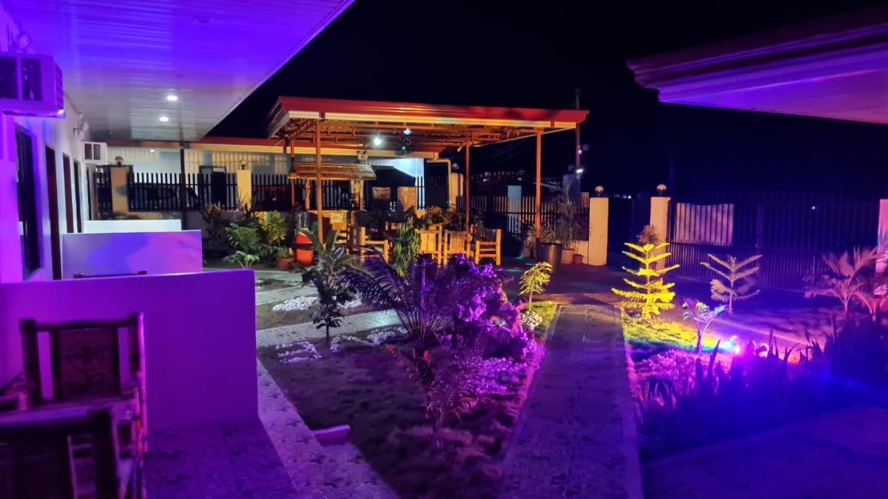 Babas Guesthouse โมอัลโบอัล ภายนอก รูปภาพ